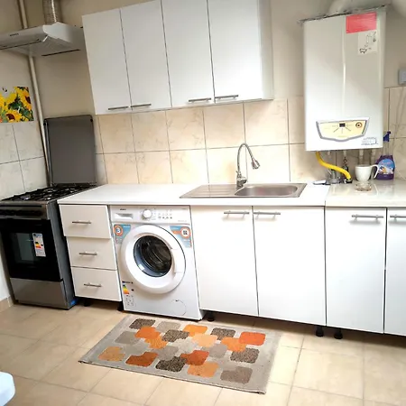 Apartment Sarah Otelu Rosu